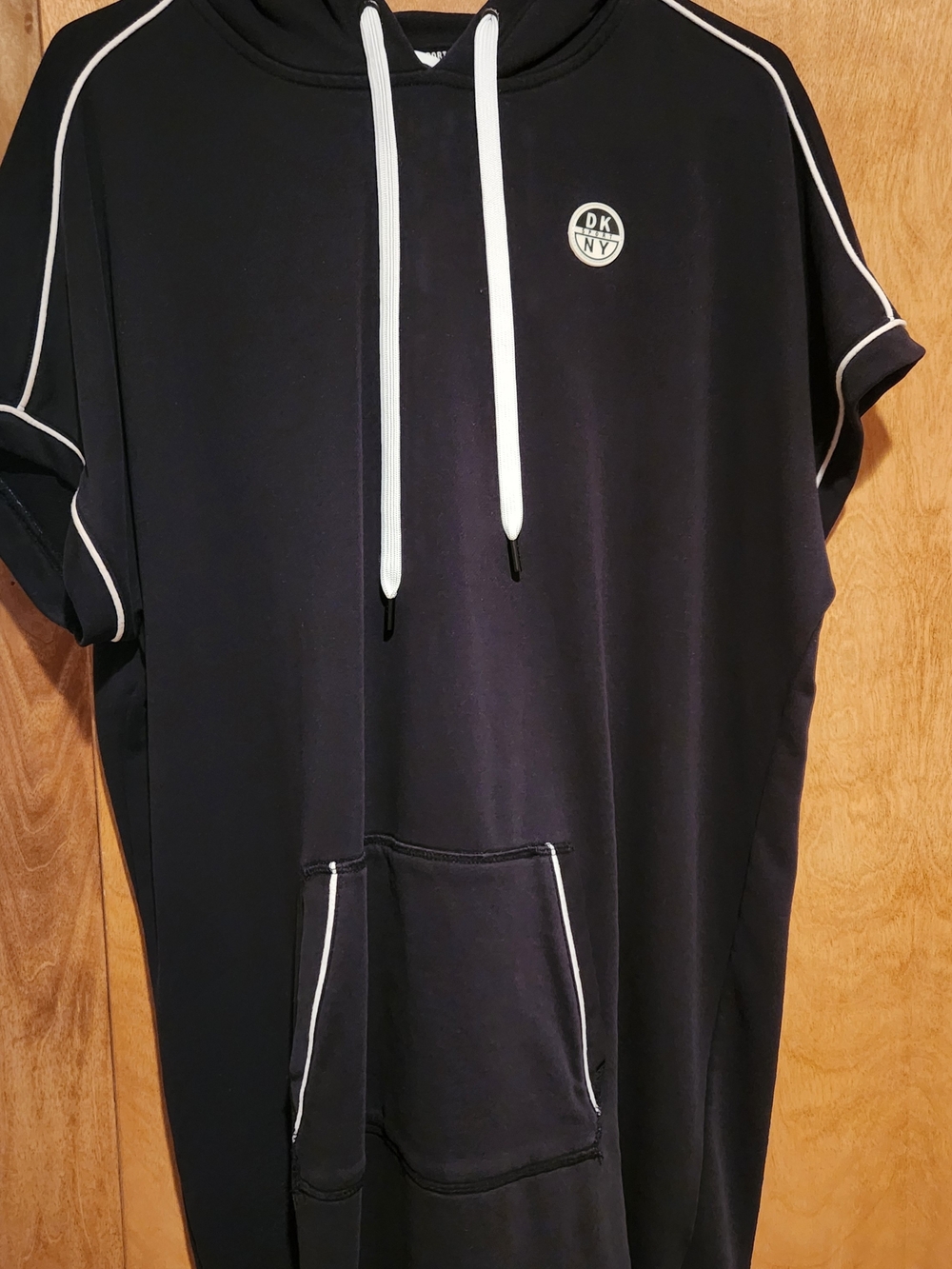 DKNY Black Short-Sleeve Pullover Hoodie with White Trim